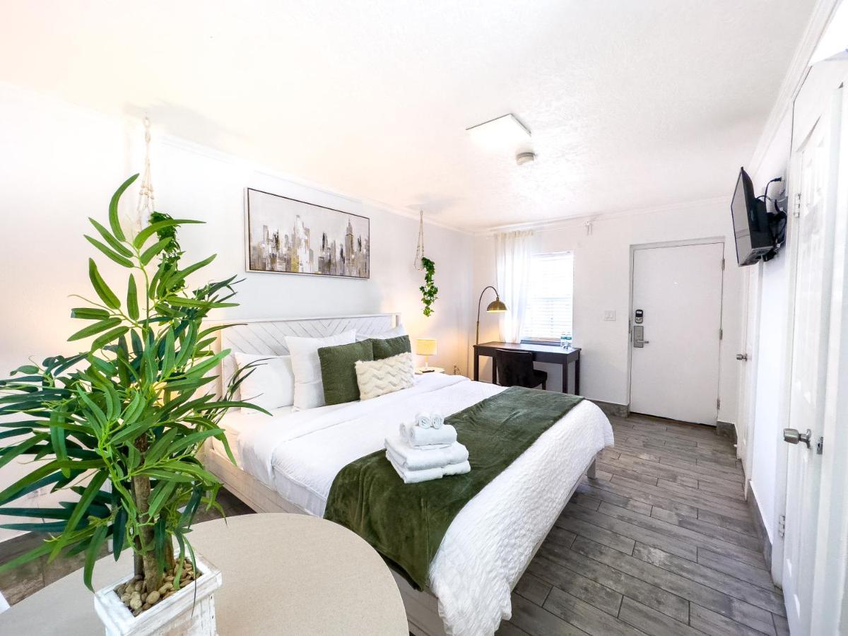 1K Bed Studio Apt With Shared Pool 02 Clearwater Exterior foto
